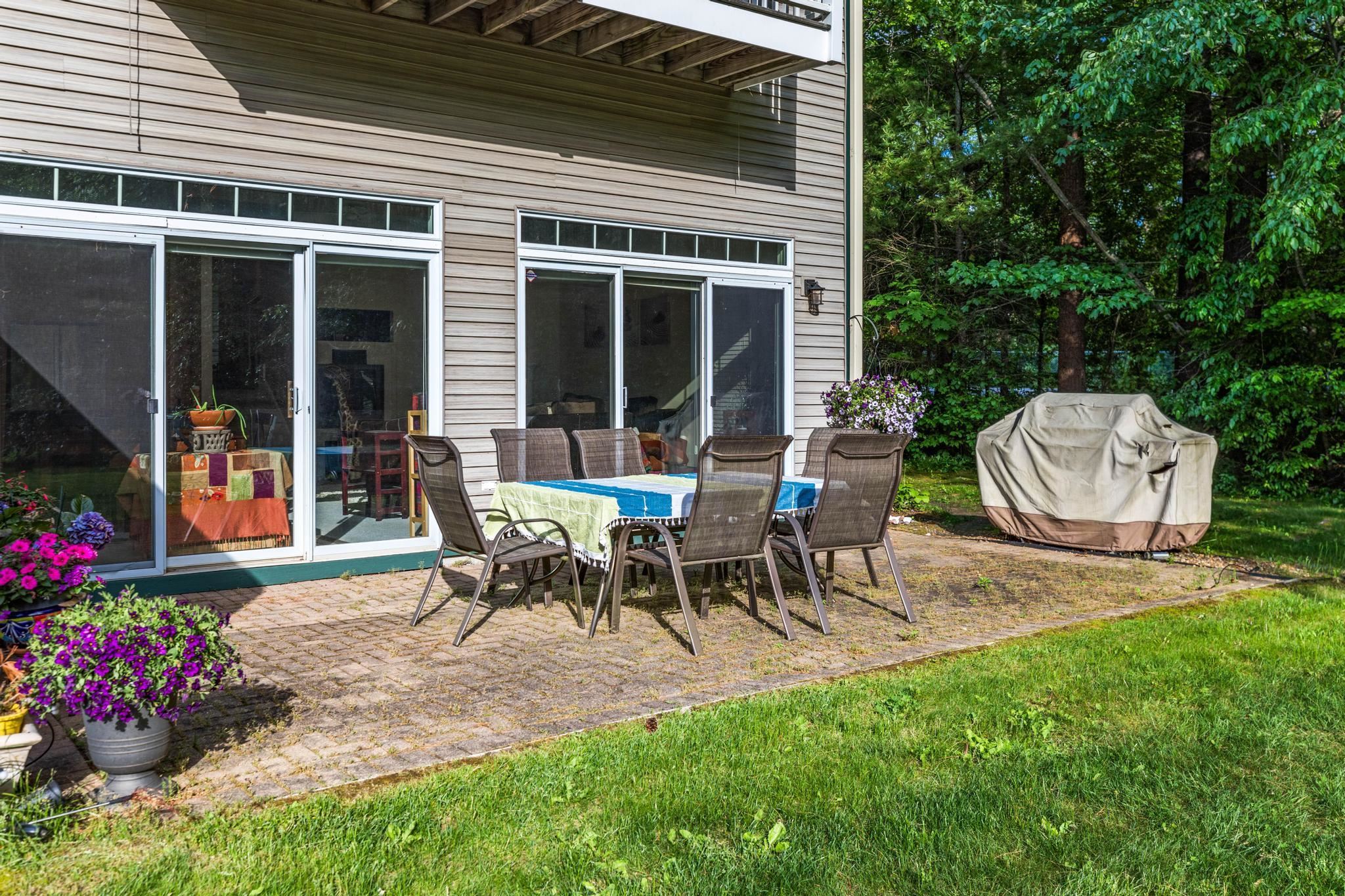 6 Deborah Lane Dover, NH 03820 - Photo 23 of 33