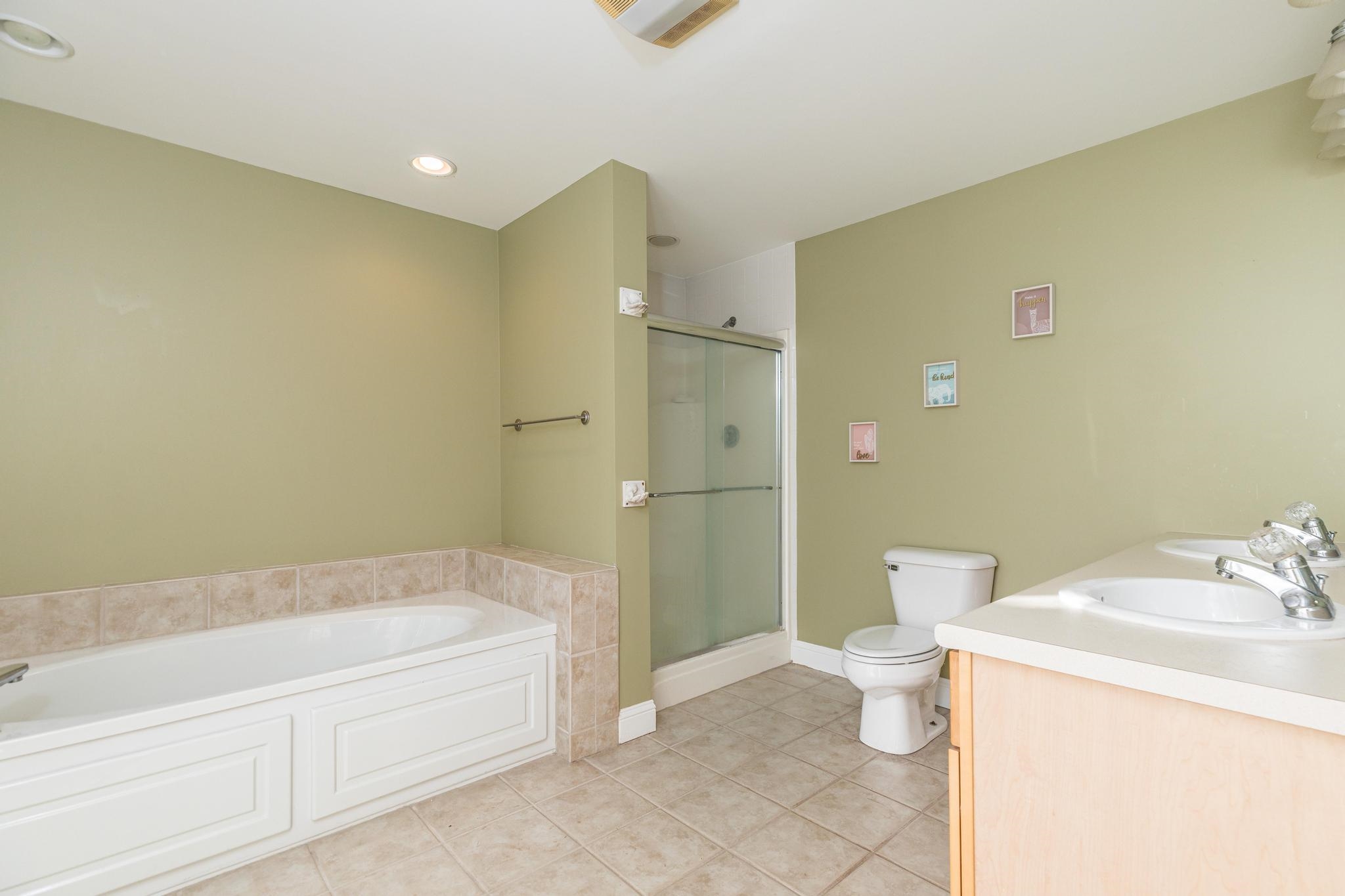 6 Deborah Lane Dover, NH 03820 - Photo 9 of 33