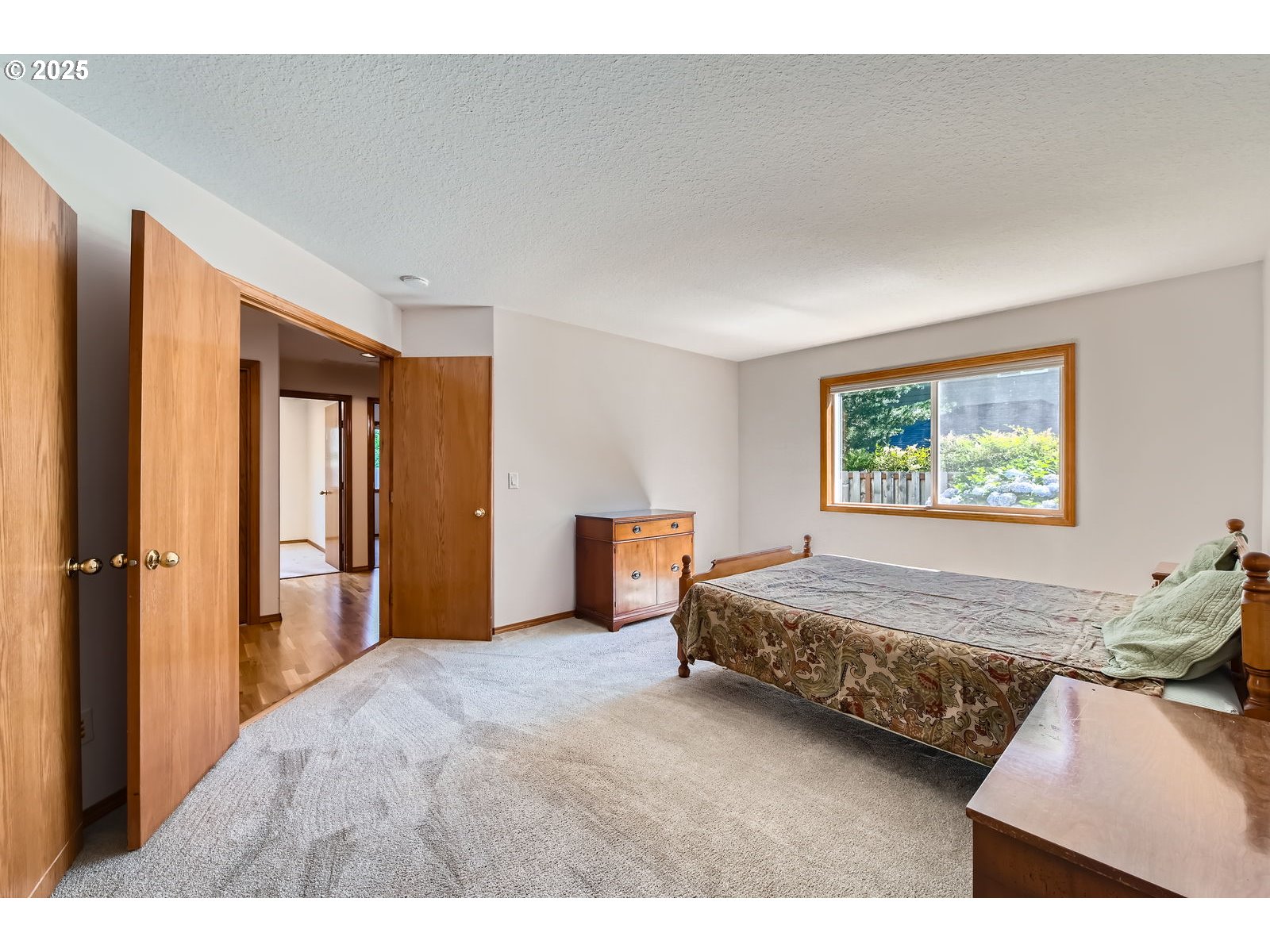 1552 Northeast 19th Loop Canby, OR 97013 - Photo 18 of 28