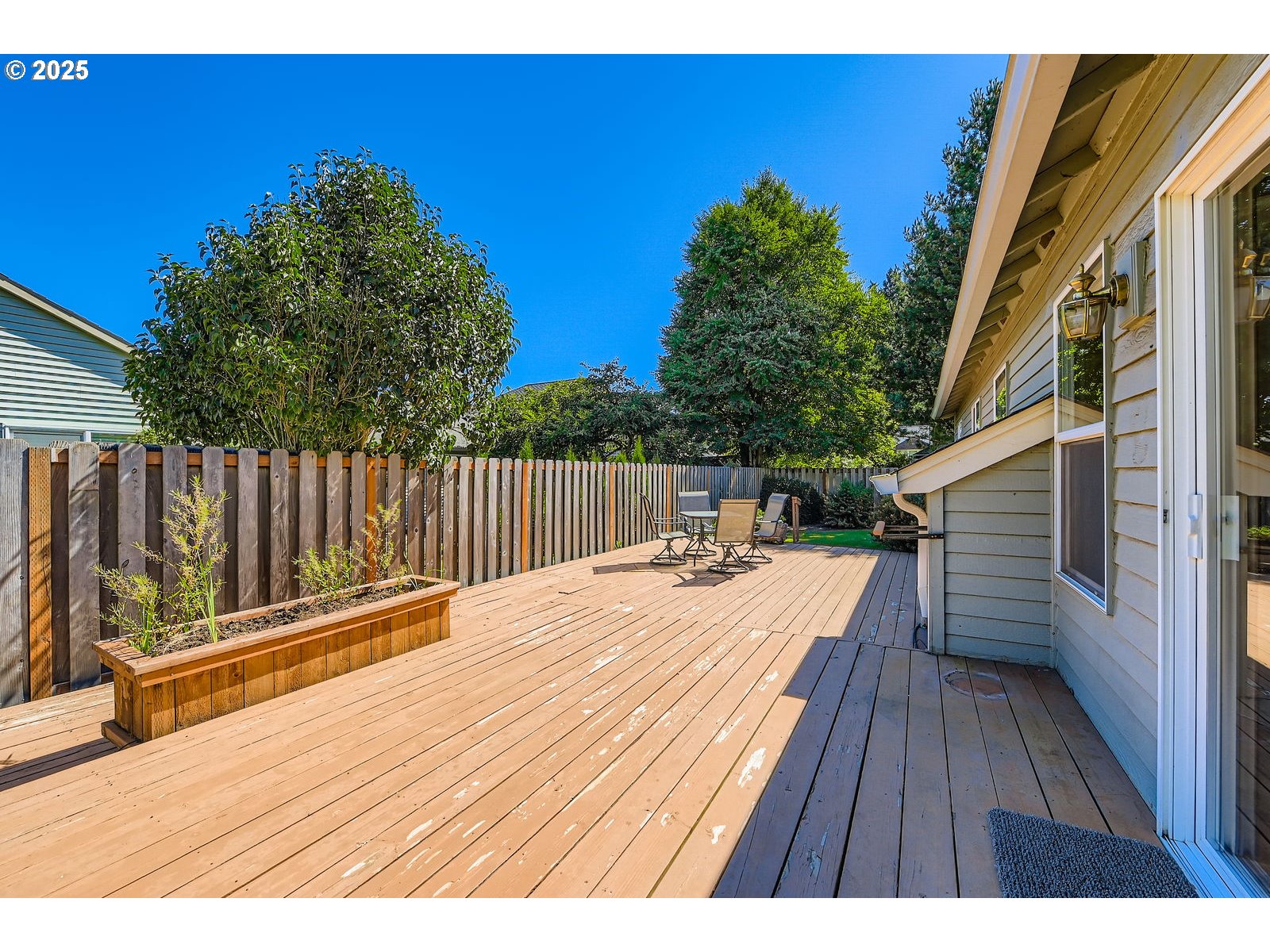 1552 Northeast 19th Loop Canby, OR 97013 - Photo 25 of 28