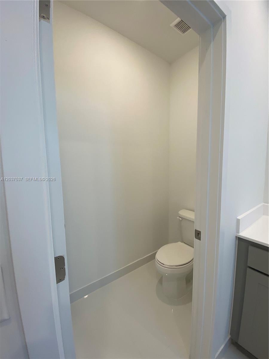 2402 Southwest 145th Place Miami, FL 33184 - Photo 7 of 12
