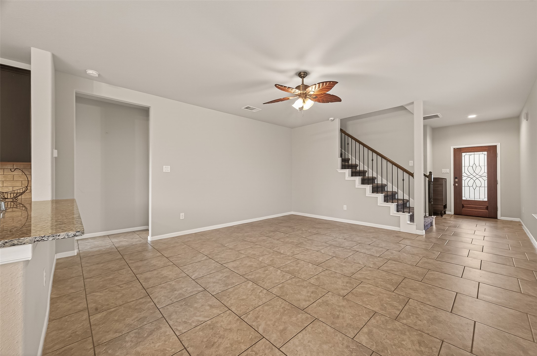2510 Meerstad Lane Houston, TX 77047 - Photo 13 of 49 a view of an empty room with a window