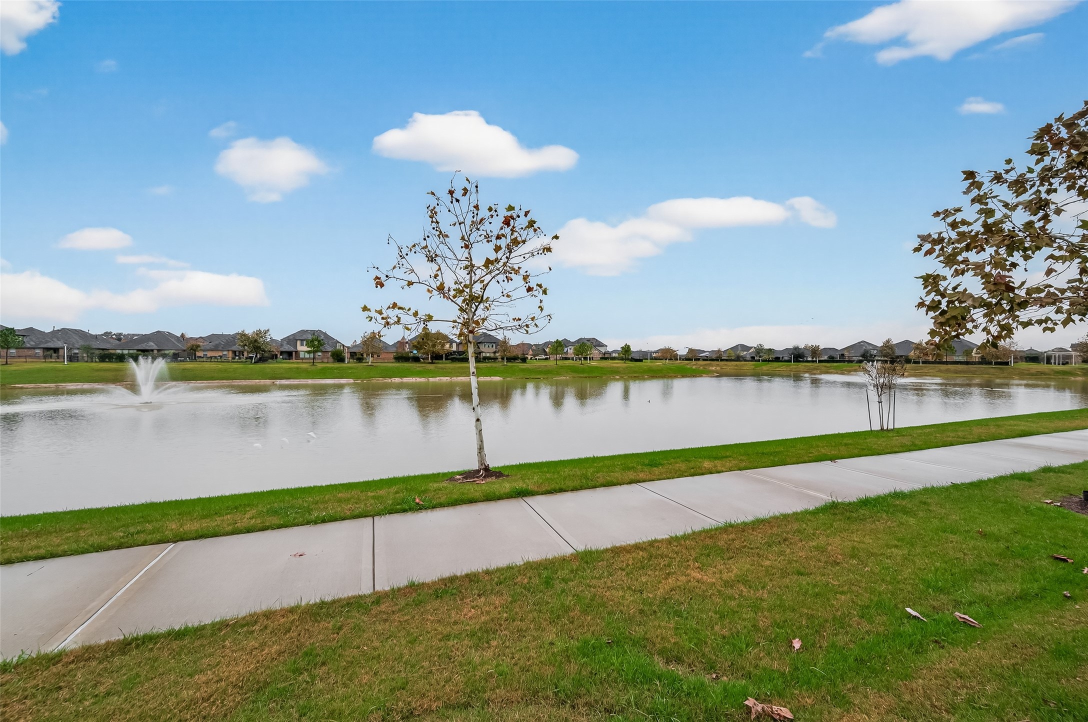 2510 Meerstad Lane Houston, TX 77047 - Photo 49 of 49 a view of a lake with a big yard