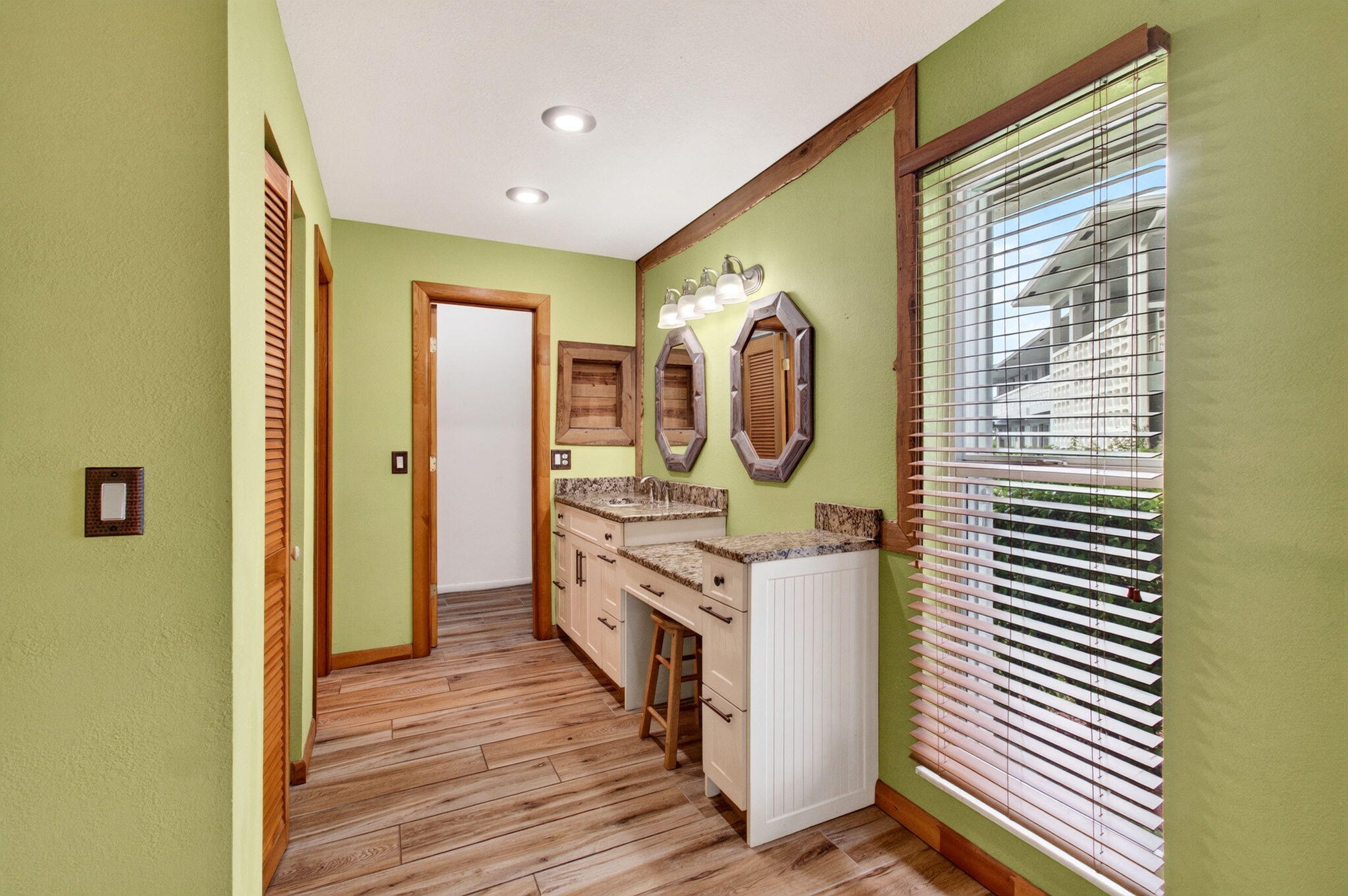 2830 Southwest 15th Street, Unit 6A Delray Beach, FL 33445 - Photo 37 of 51 52-web-or-mls-DSC_9446