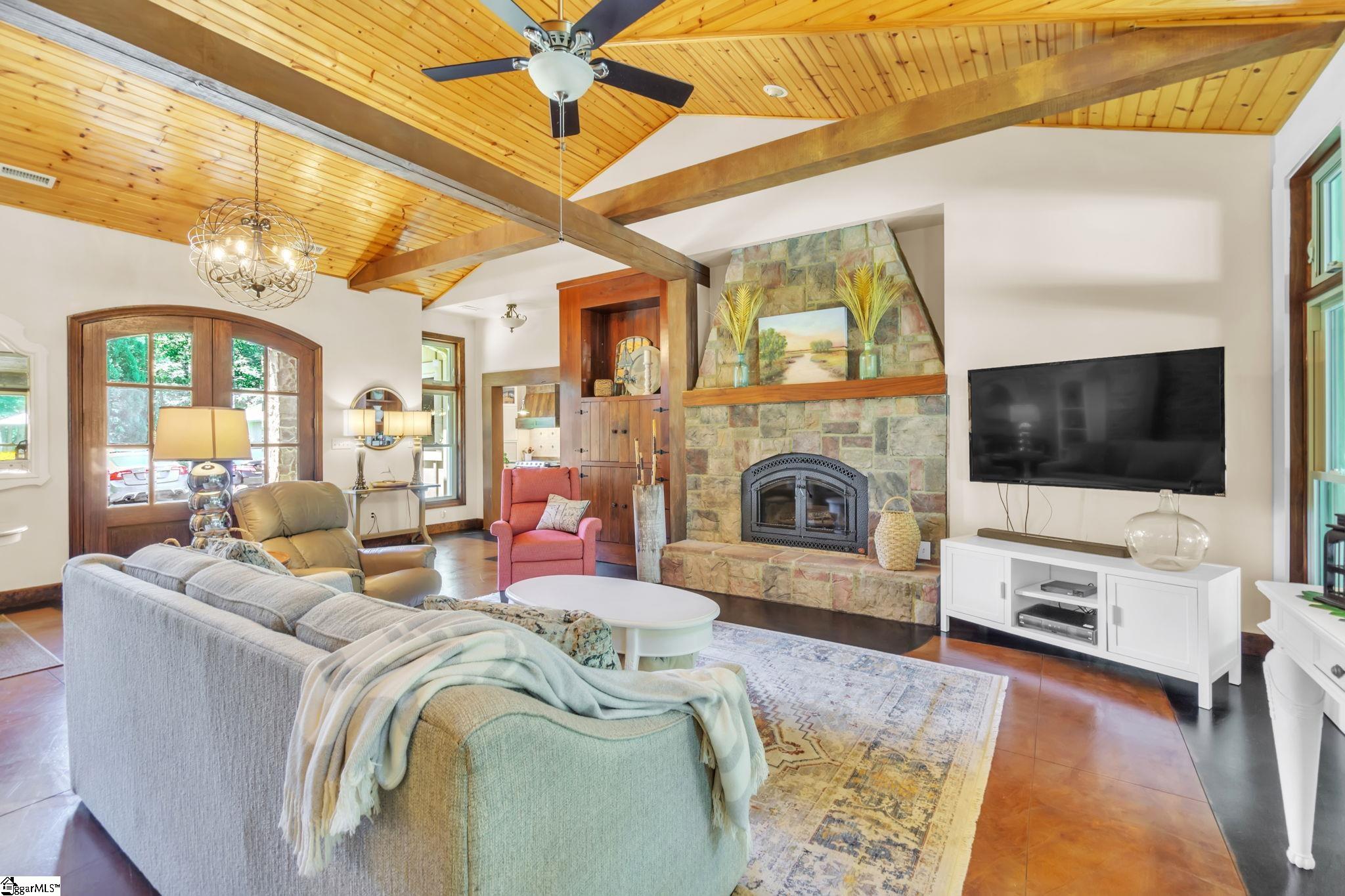 400 Sunset Road Landrum, SC 29356 - Photo 4 of 36