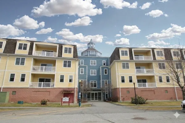 $319,900 | 2 Arden Mills Way, Unit 2201, Fitchburg, MA 01420