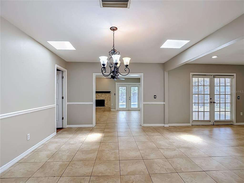 811 Ambassador Loop Tampa, FL 33613 - Photo 21 of 75