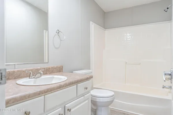 $239,500 | 263 Countryside Drive, Aberdeen, NC 28315