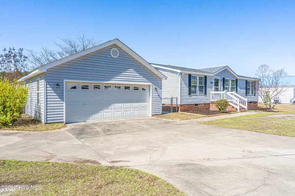 $239,500 | 263 Countryside Drive, Aberdeen, NC 28315