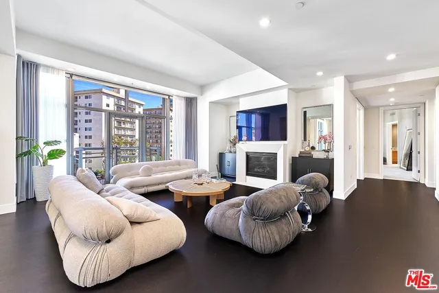 $15,000 | 10776 Wilshire Boulevard, Unit 603, Los Angeles, CA 90024