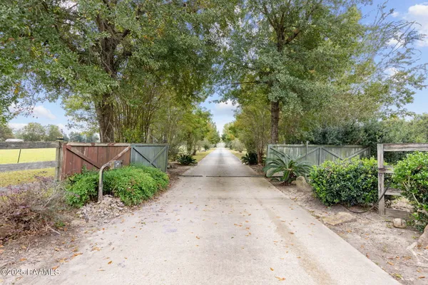 $650,000 | 638 Lenora Road, Church Point, LA 70525