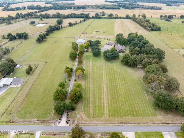 $650,000 | 638 Lenora Road, Church Point, LA 70525