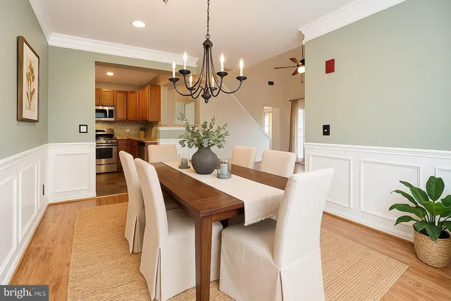 $3,400 | 11322 Westbrook Mill Lane, Unit 302, Fairfax, VA 22030