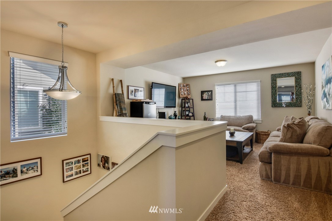 4123 180th Place Southeast Bothell, WA 98012 - Photo 10 of 25