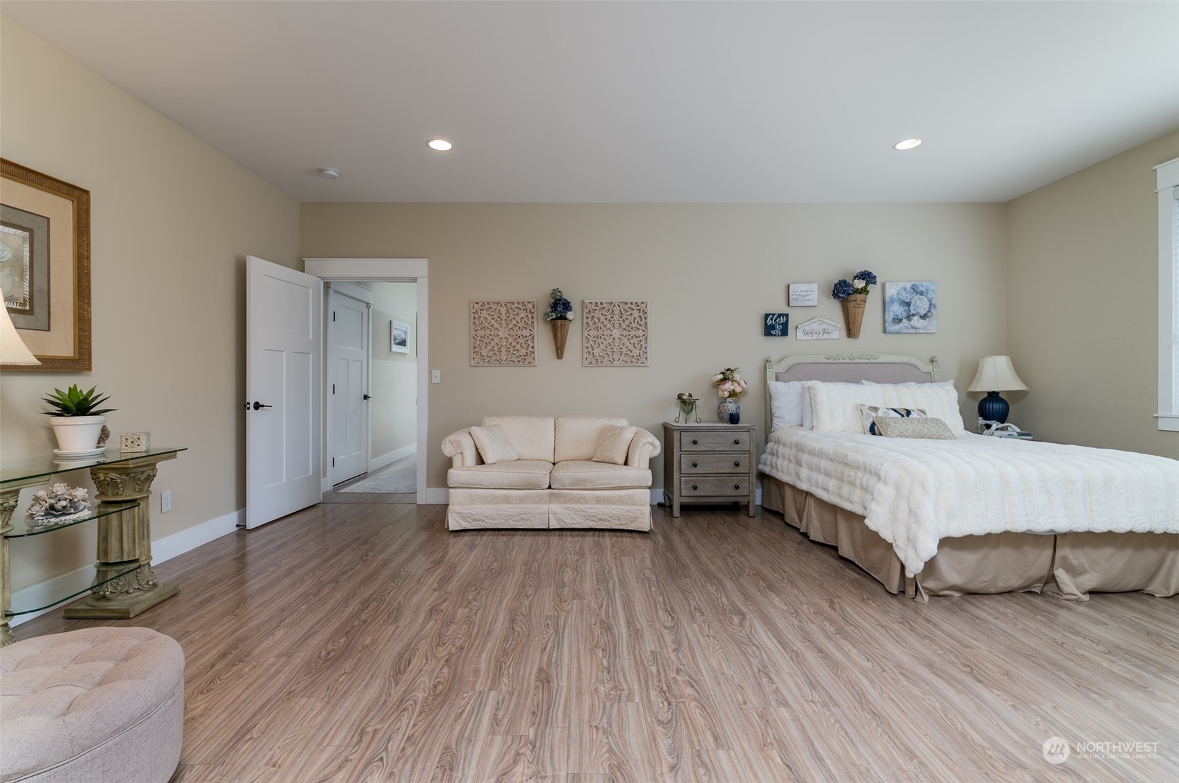 8177 Comox Road Blaine, WA 98230 - Photo 11 of 32 Gallery Image 11