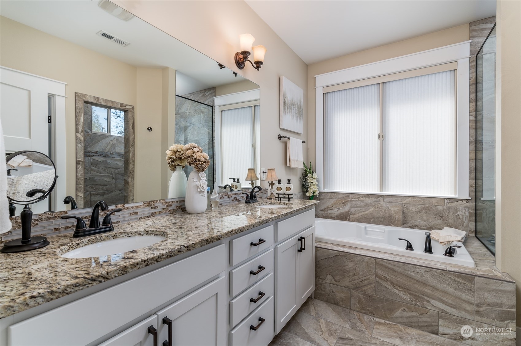 8177 Comox Road Blaine, WA 98230 - Photo 15 of 32 Gallery Image 15
