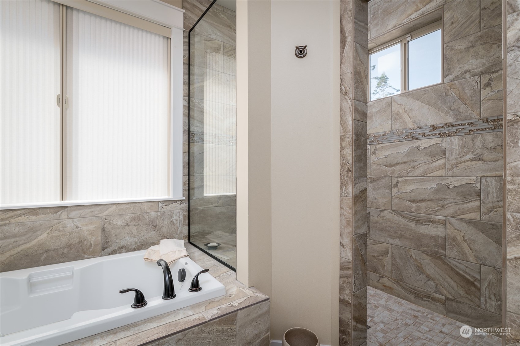8177 Comox Road Blaine, WA 98230 - Photo 17 of 32 Gallery Image 17