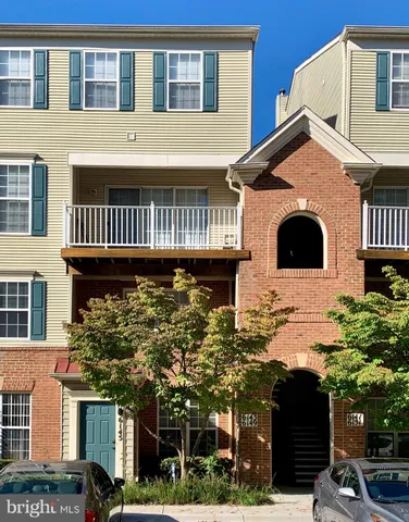 $2,850 | 6149 Stonehenge Place, North Bethesda, MD 20852