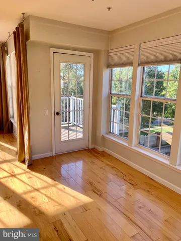 $2,850 | 6149 Stonehenge Place, North Bethesda, MD 20852