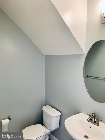 $2,850 | 6149 Stonehenge Place, North Bethesda, MD 20852