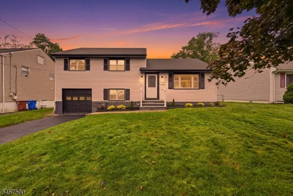 $769,900 | 624 Exeter Road, Linden, NJ 07036