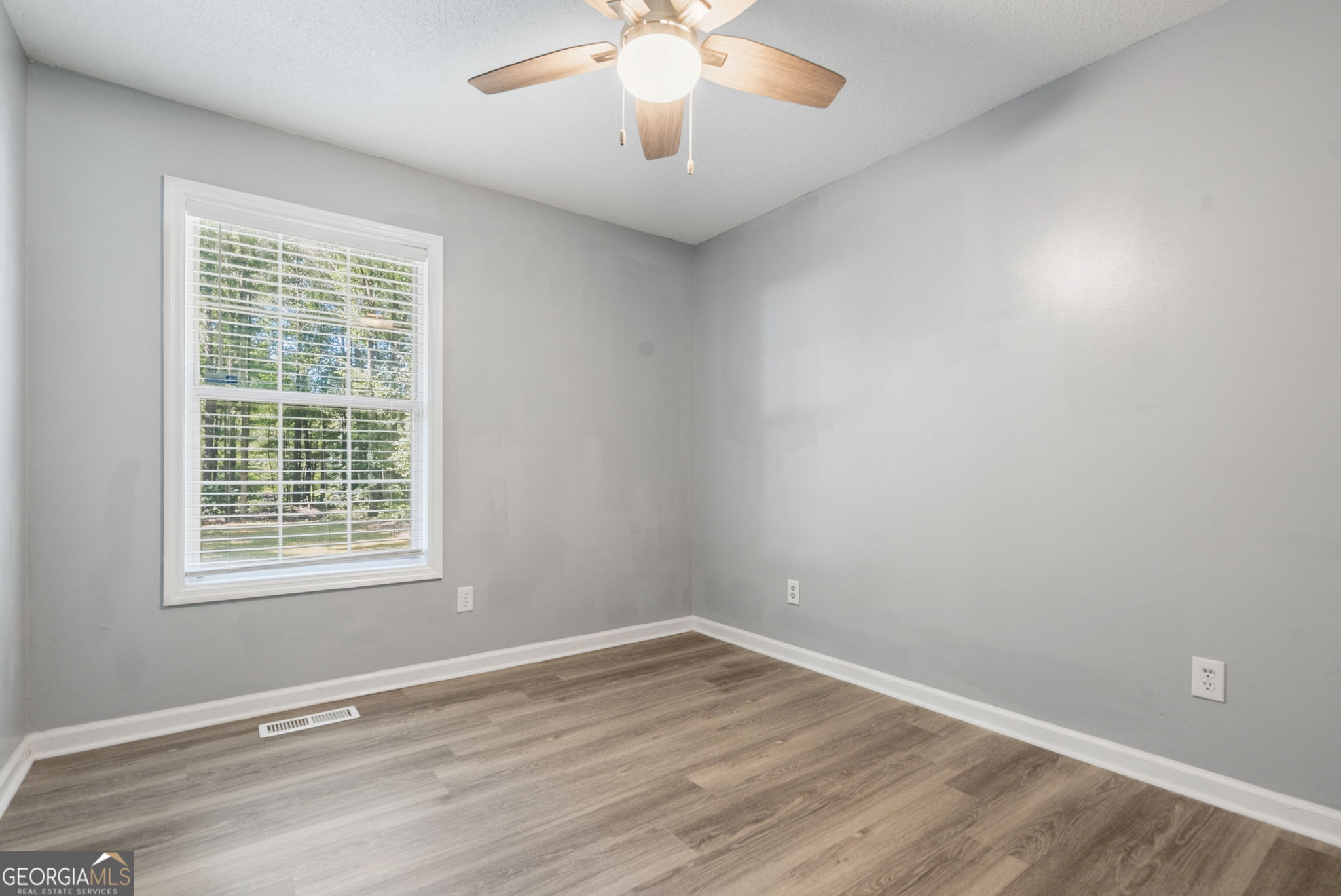 1209 North Hampton Drive Hampton, GA 30228 - Photo 19 of 26 Bedroom 3