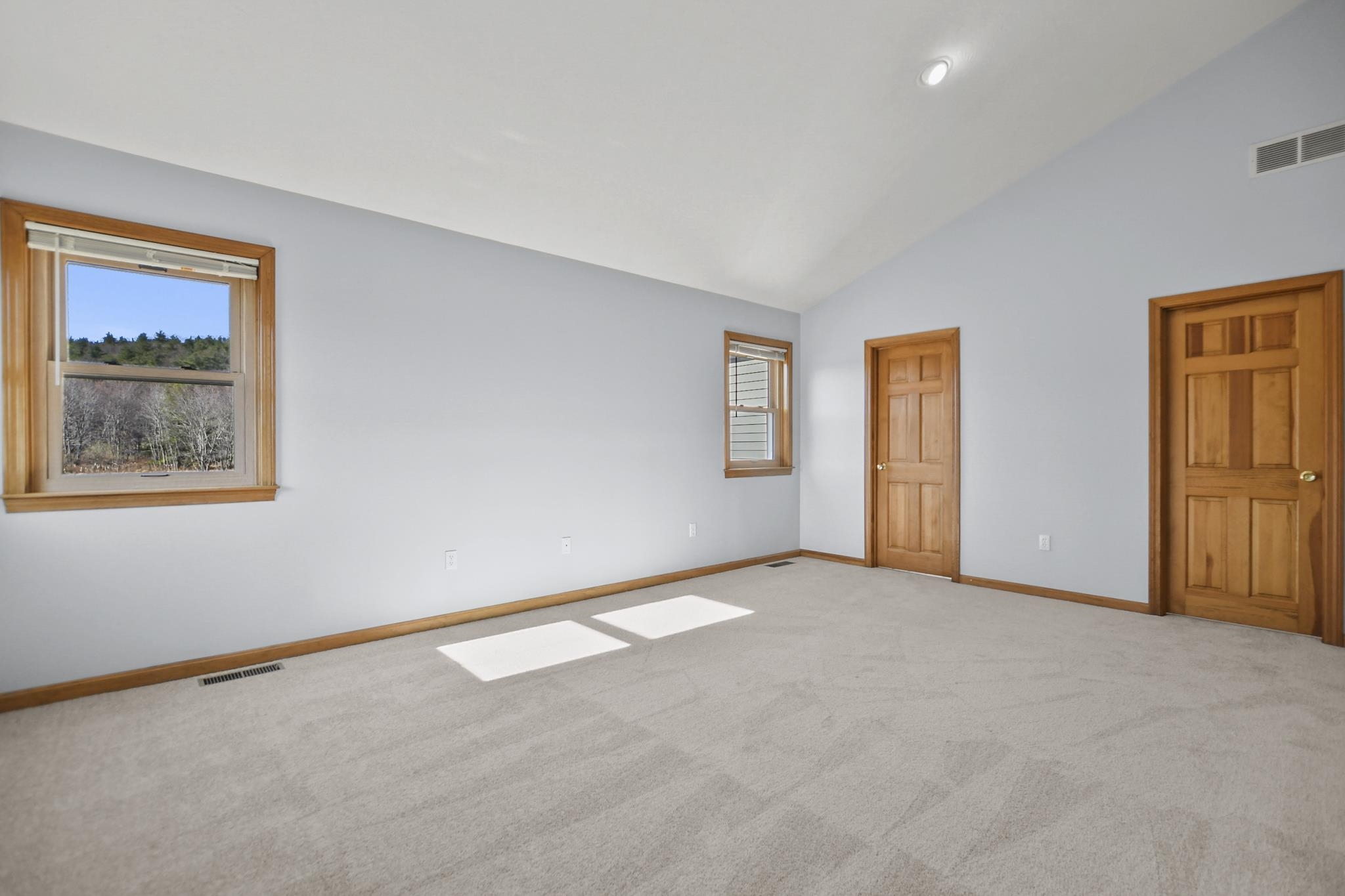 5 Longview Circle Pelham, NH 03076 - Photo 14 of 58