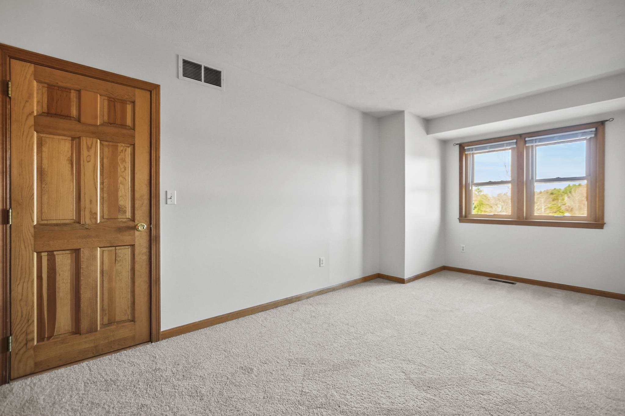 5 Longview Circle Pelham, NH 03076 - Photo 29 of 58