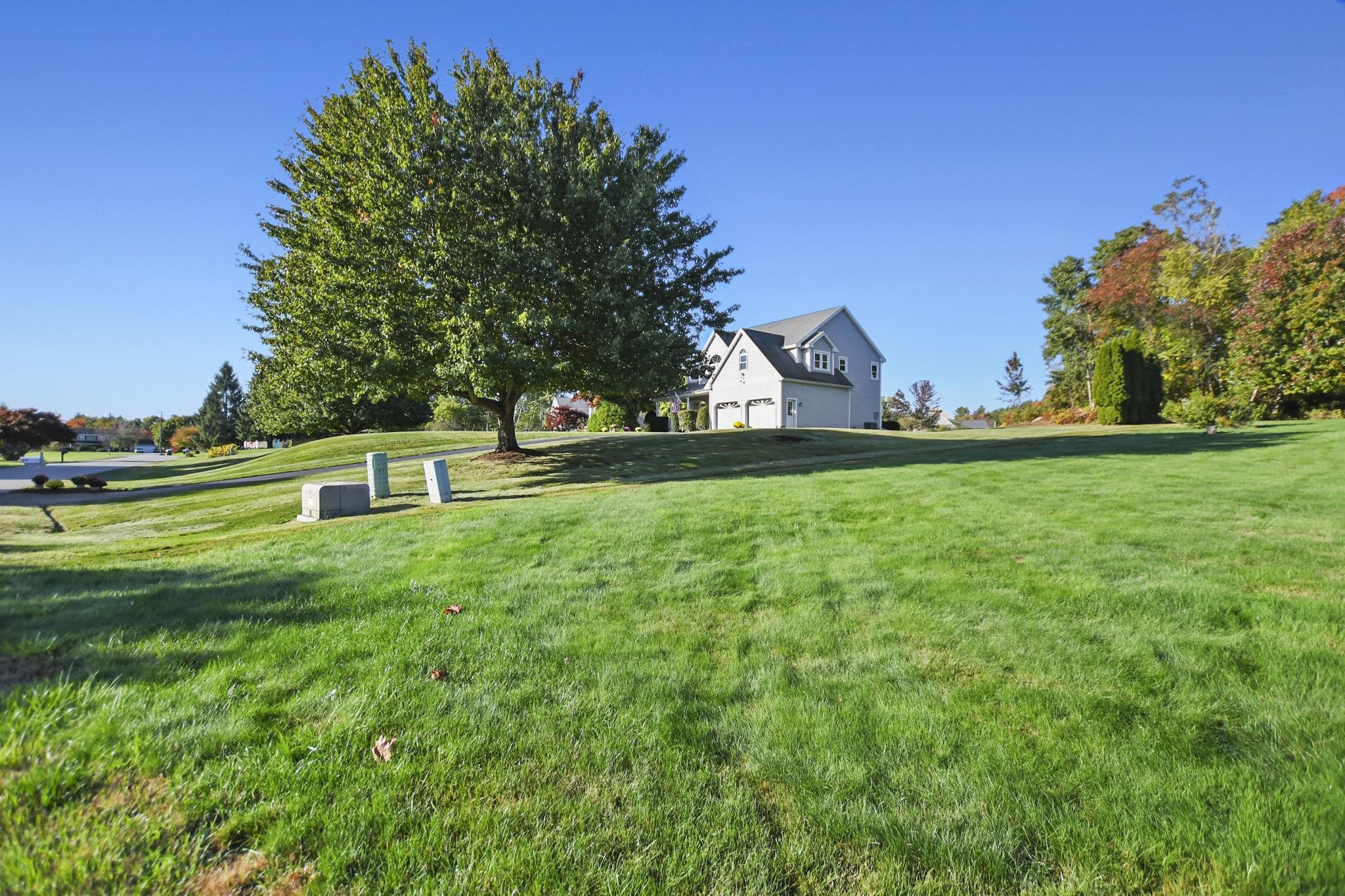 5 Longview Circle Pelham, NH 03076 - Photo 44 of 58