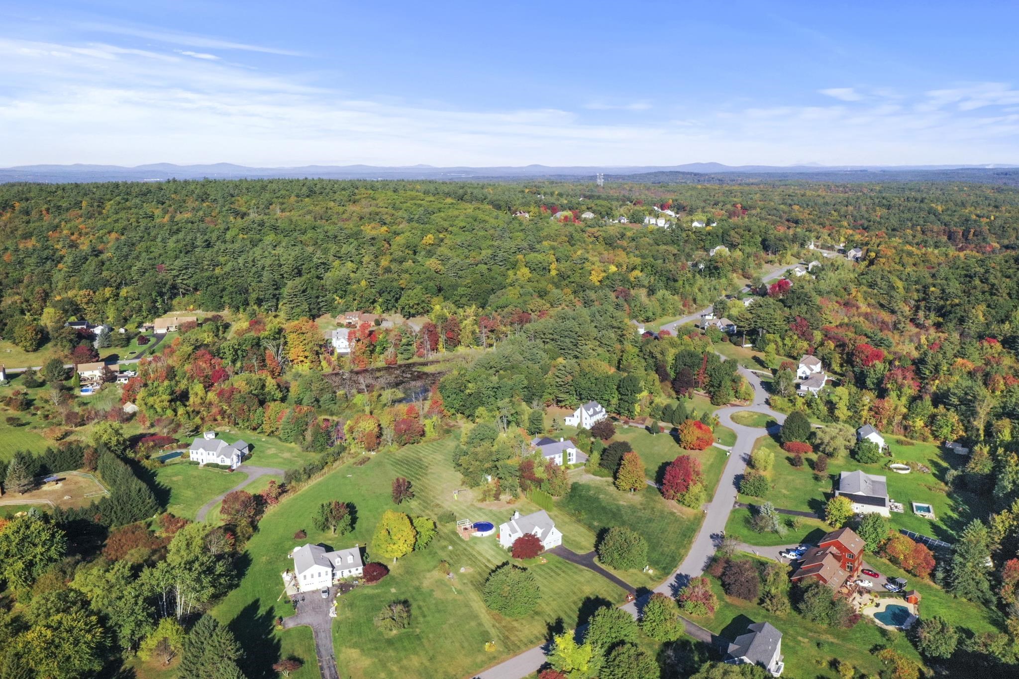 5 Longview Circle Pelham, NH 03076 - Photo 51 of 58