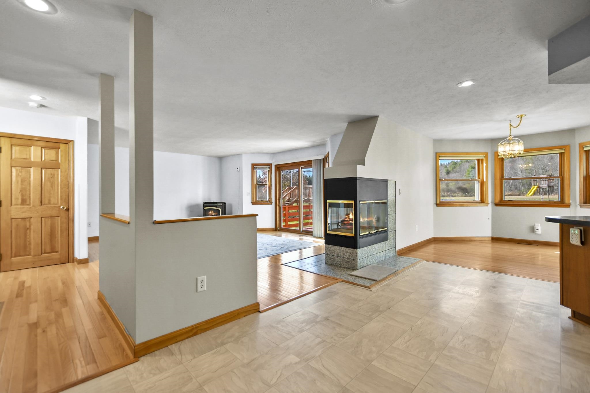 5 Longview Circle Pelham, NH 03076 - Photo 6 of 58