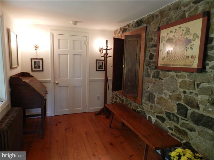 286 Thompson Mill Road New Hope, PA 18938 - Photo 6 of 19 Gallery Image 6