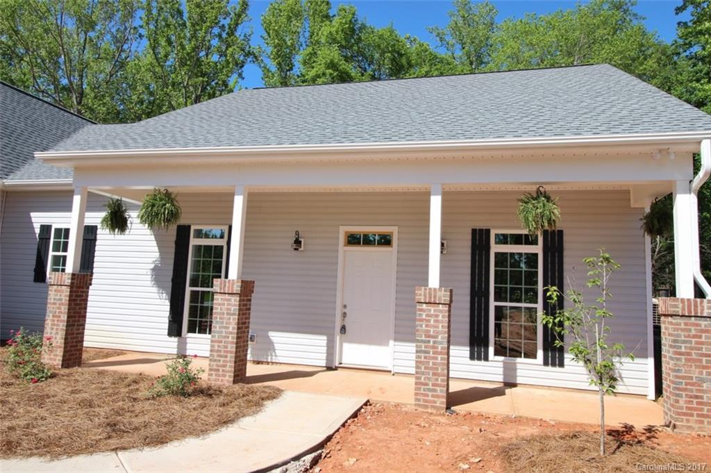 3136 Glenmoor Road York, SC 29745 - Photo 3 of 20 Gallery Image 3