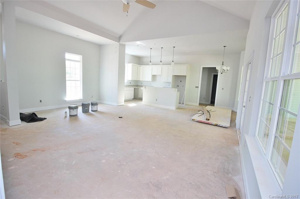 3136 Glenmoor Road York, SC 29745 - Photo 5 of 20 Gallery Image 5