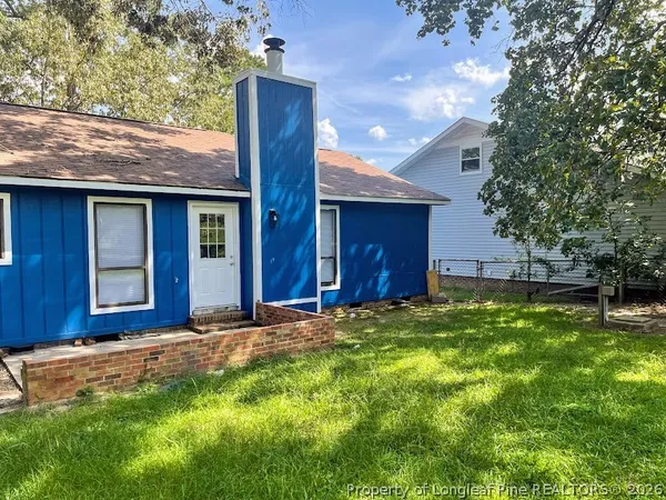 $1,700 | 1366 Worstead Drive, Fayetteville, NC 28314