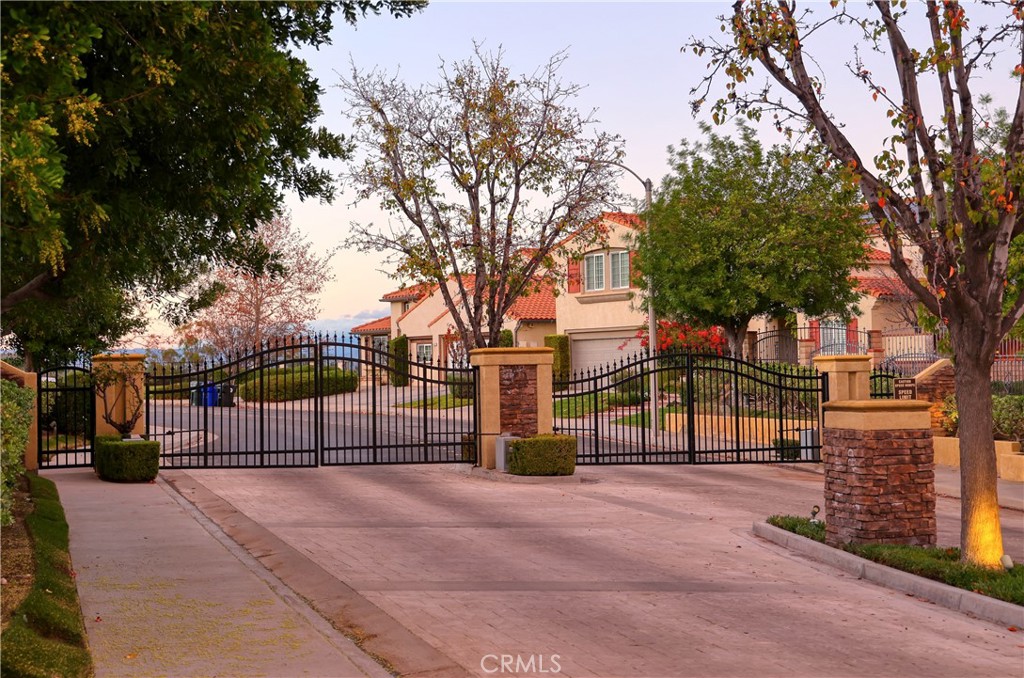 25119 Smokewood Way Stevenson Ranch, CA 91381 - Photo 32 of 36 Security Entrance