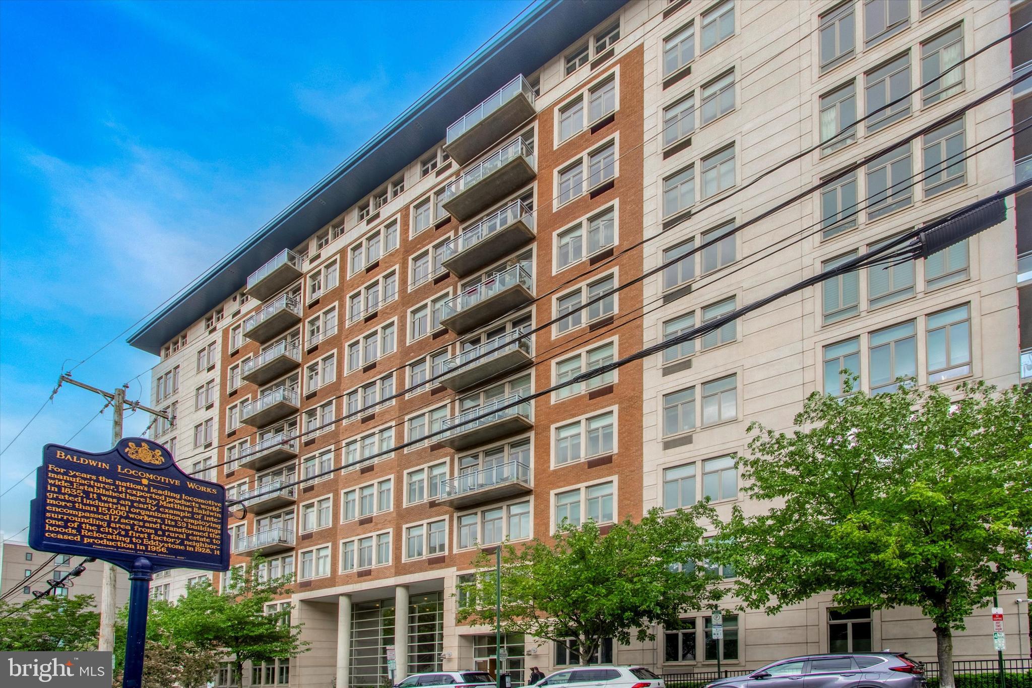 1900 Hamilton Street #402