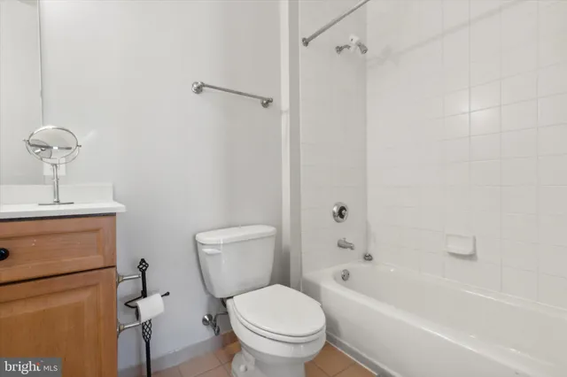 $624,900 | 1900 Hamilton Street, Unit 402, Philadelphia, PA 19130