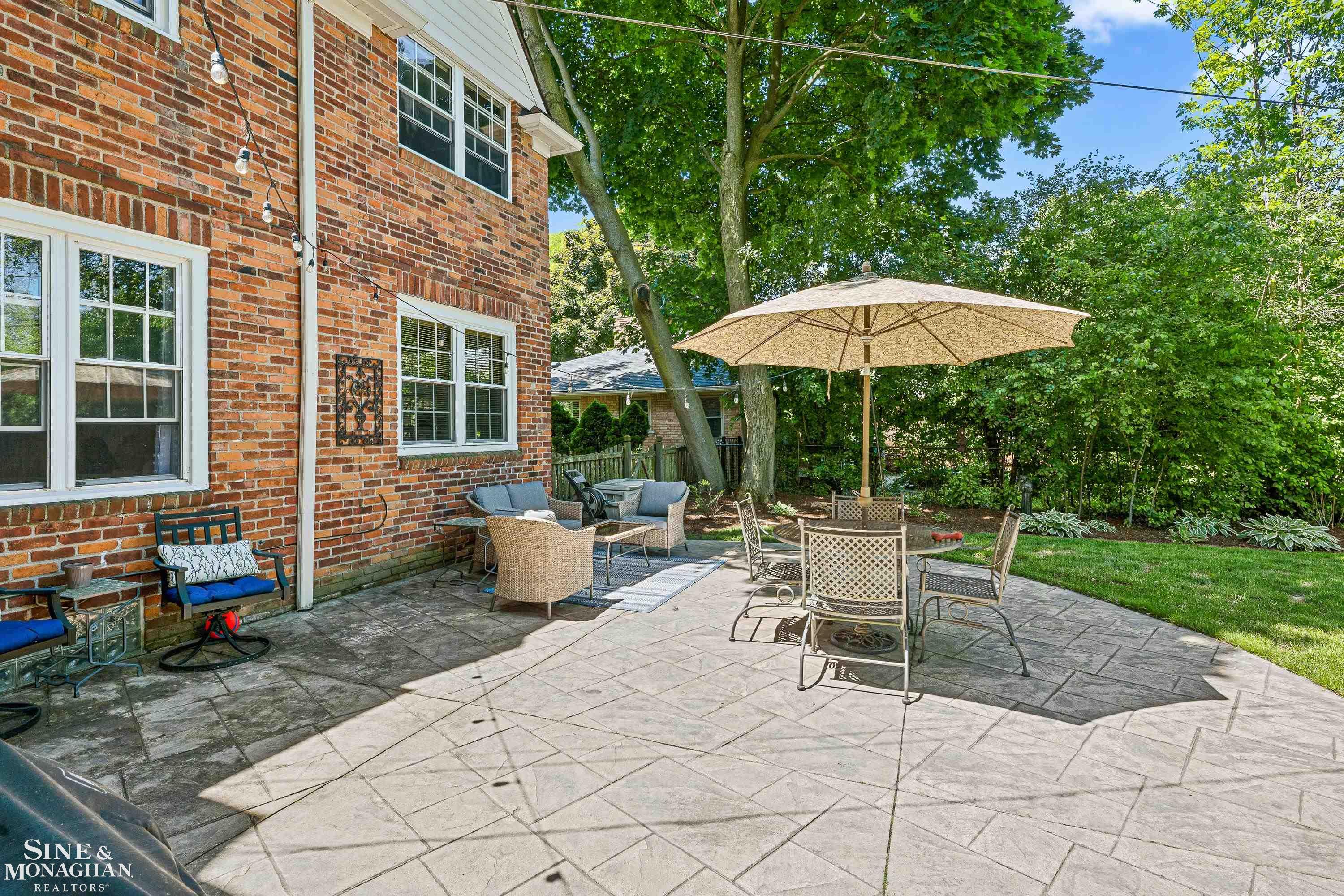 100 Roslyn Road Grosse Pointe, MI 48236 - Photo 42 of 55 50146078-7a026b08-fd11-422c-b68d-b7a2e40c5523.JPG