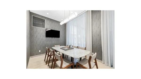 $15,995 | 138 East 50th Street, Unit 24B | Midtown East