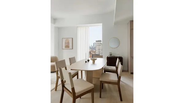 $15,995 | 138 East 50th Street, Unit 24B | Midtown East
