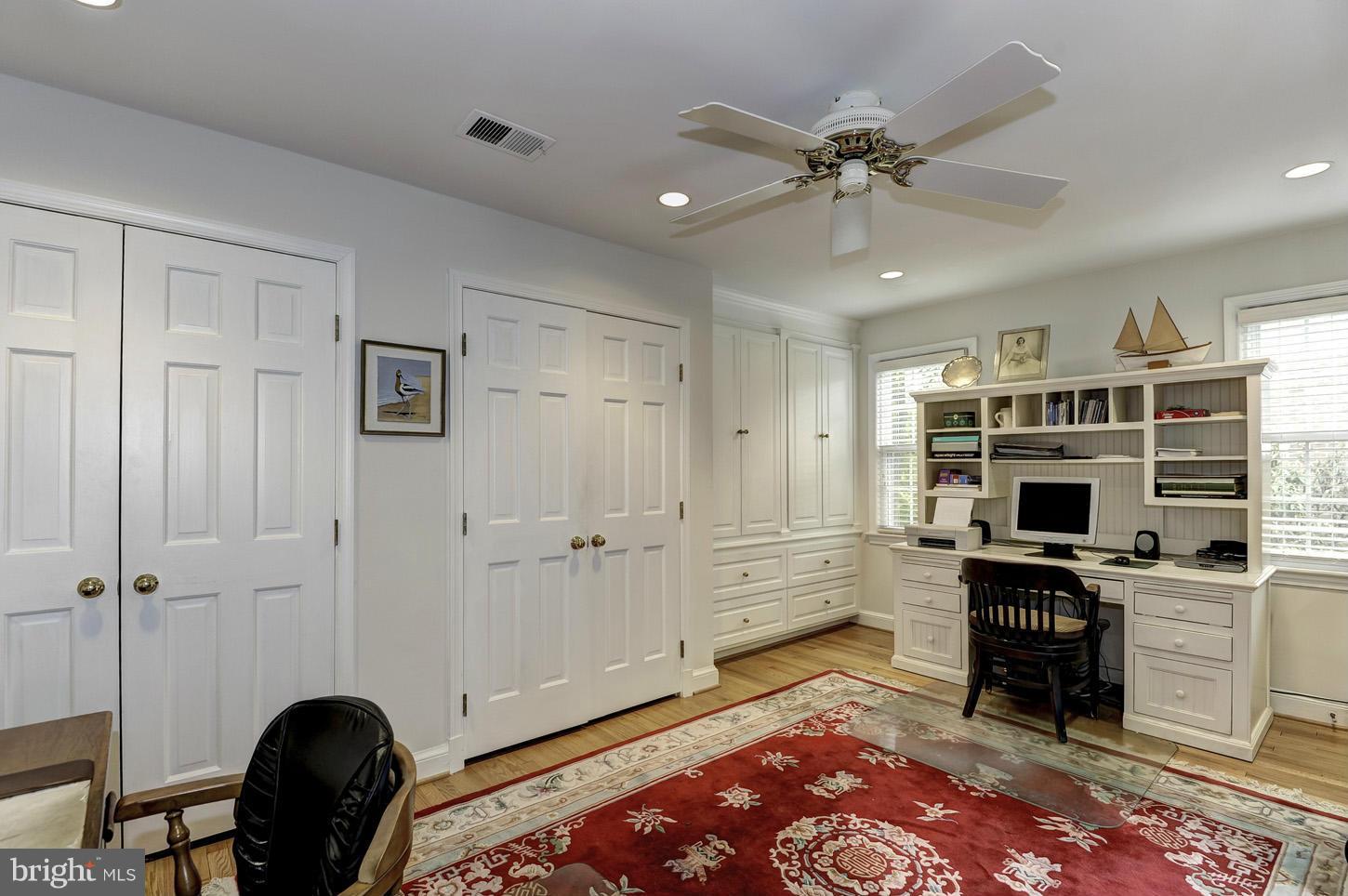 6006 Onondaga Road Bethesda, MD 20816 - Photo 21 of 30 Bedroom