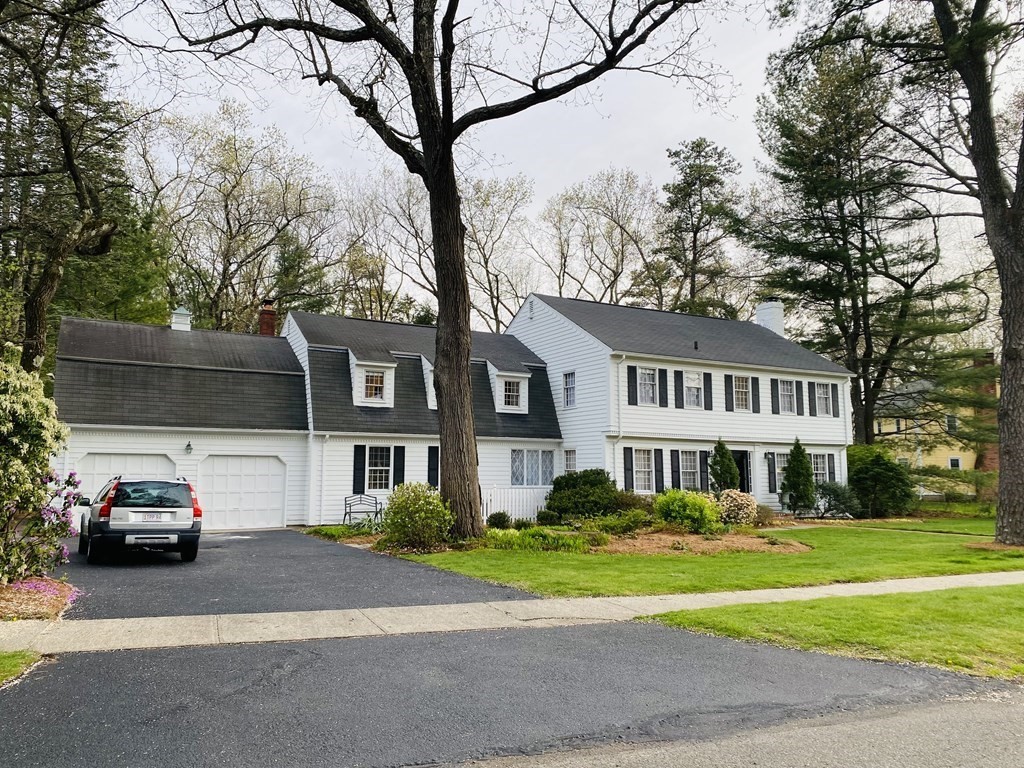 61 Salem Road Longmeadow, MA 01106 - Photo 1 of 39 Gallery Image 1