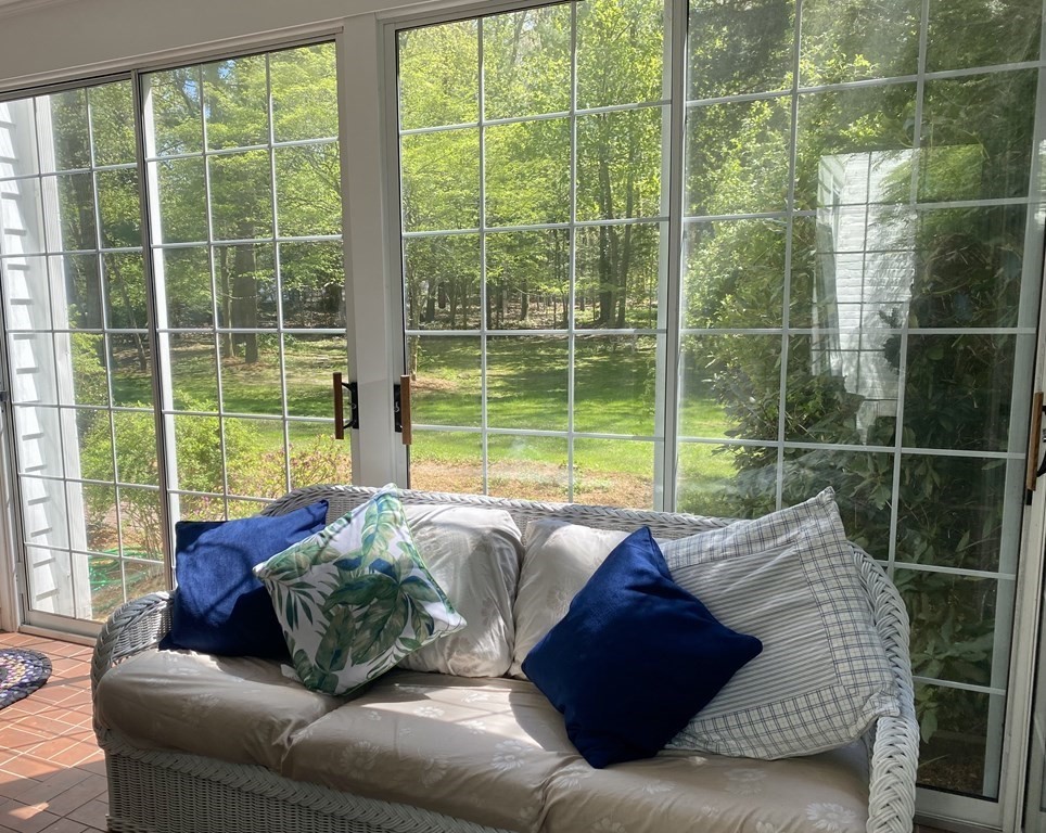 61 Salem Road Longmeadow, MA 01106 - Photo 12 of 39 Gallery Image 12