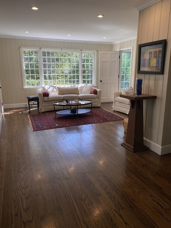 61 Salem Road Longmeadow, MA 01106 - Photo 7 of 39 Gallery Image 7