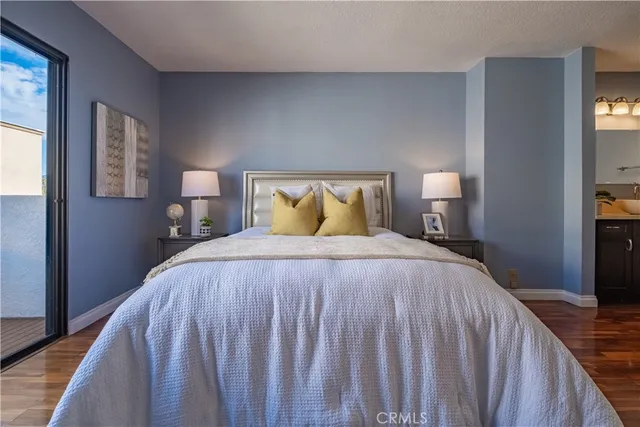 $888,000 | 517 North Curtis Avenue, Unit C, Alhambra, CA 91801