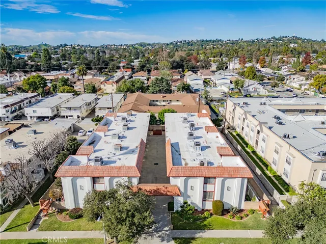 $888,000 | 517 North Curtis Avenue, Unit C, Alhambra, CA 91801