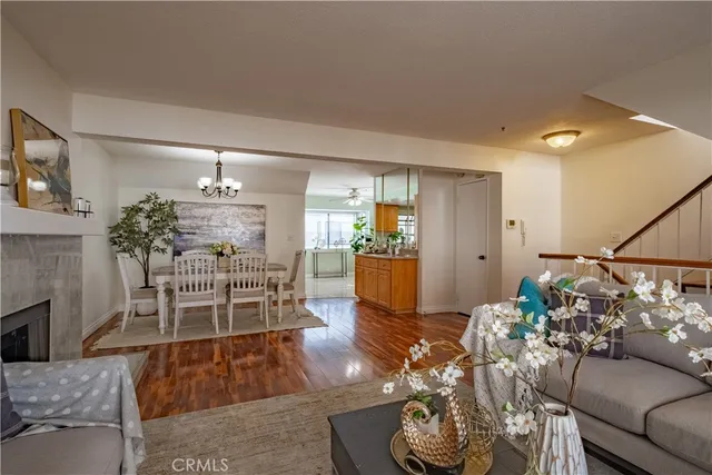 $888,000 | 517 North Curtis Avenue, Unit C, Alhambra, CA 91801