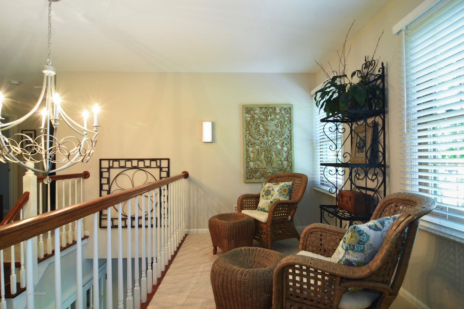 20755 North Weatherstone Road Kildeer, IL 60047 - Photo 18 of 61 a balcony with furniture and a potted plant