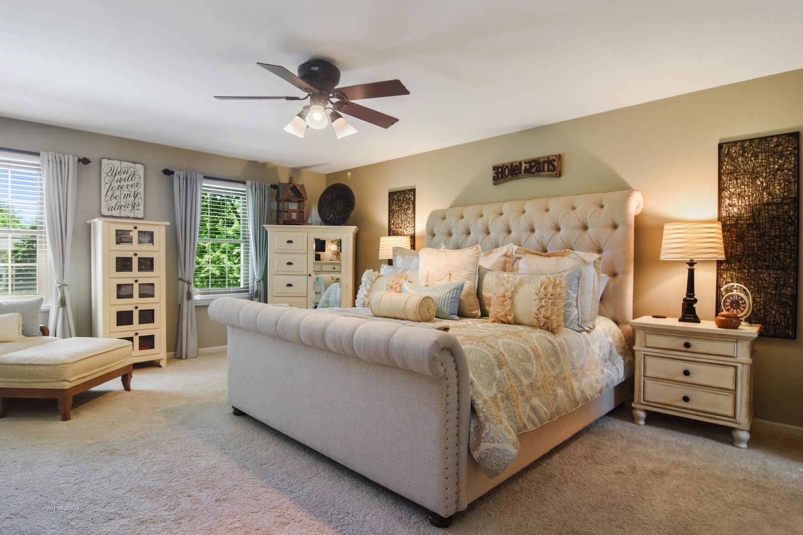 20755 North Weatherstone Road Kildeer, IL 60047 - Photo 19 of 61 a spacious bedroom with a bed and a couch